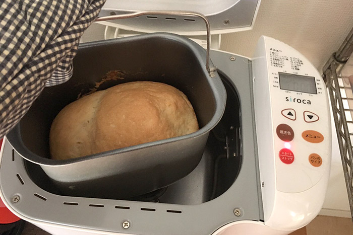ホームベーカリーとパン